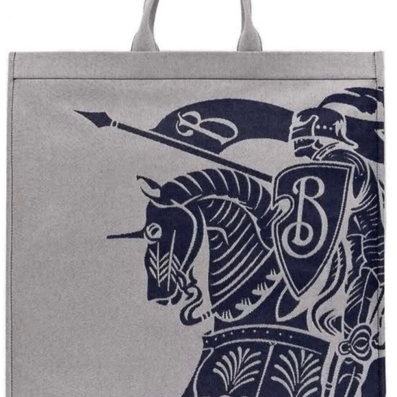 Brand New Burberry Logo Embroidered Tote Bag – Unopened & with tags included - Picture 2 of 2
